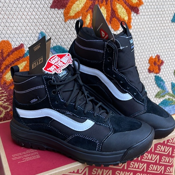 Vans Ultrarange Exo Hi Black/Black WMNS sneakers - boots - Picture 6 of 16